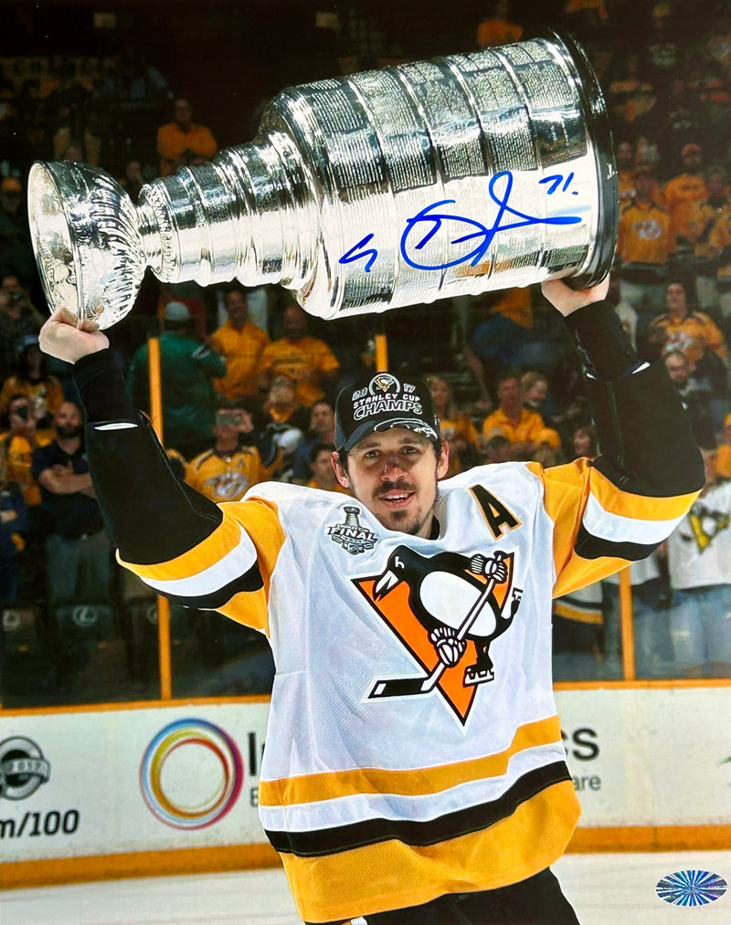 Evgeni Malkin Signed Pittsburgh Penguins Hoisting the 2017 Stanley Cup 8x10 Photo