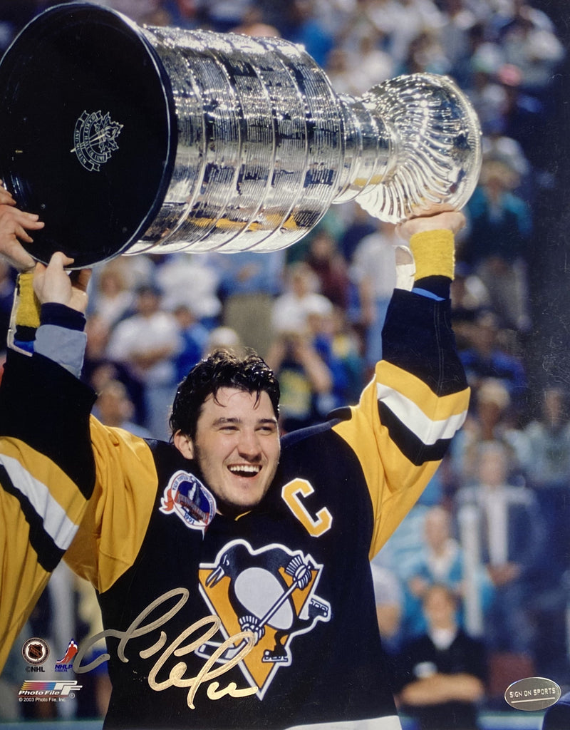 Mario Lemieux Signed Pittsburgh Penguins Hoisting the 1991 Stanley Cup 8x10 Photo