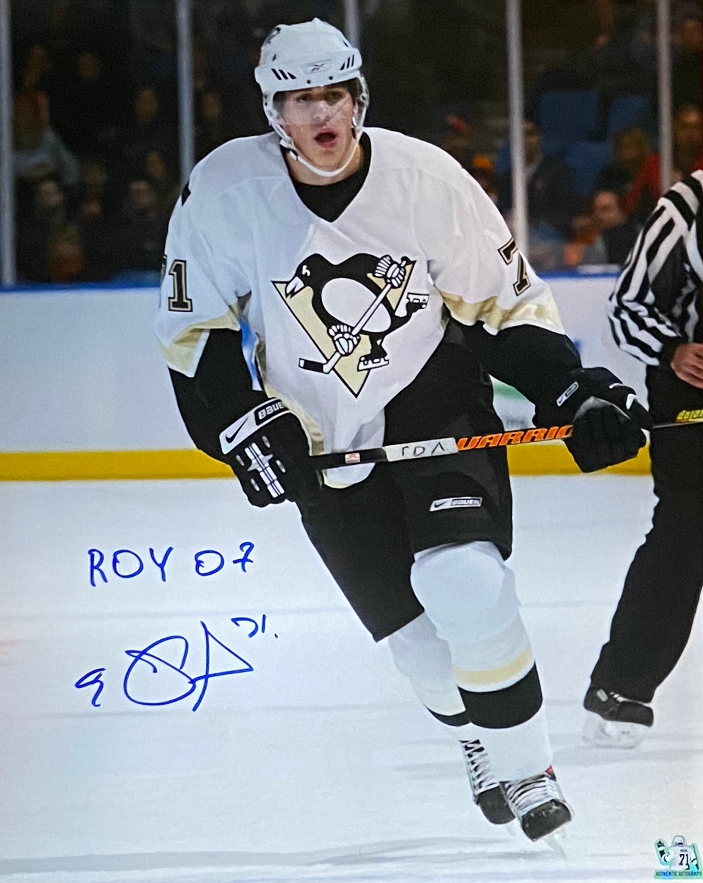 Evgeni Malkin Autographed Hockey Glove